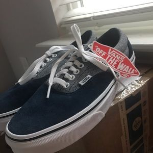 Suede Era Vans